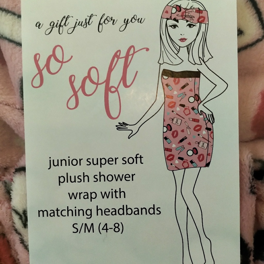 Bebe Junior Plush Shower Wrap W/ Headband👩💗 - Picture 4 of 4